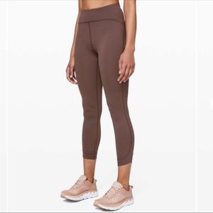 SZ 6. Lululemon Going Strong Tight. 25 inch inseam